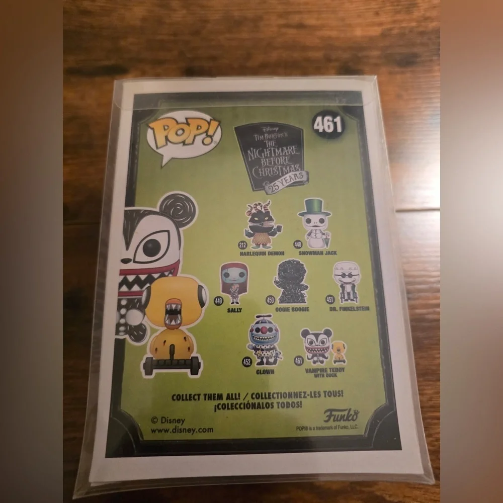 Funko Pop! Vinyl: Disney - Vampire Teddy #461 NEW In Protector - Picture 2 of 4